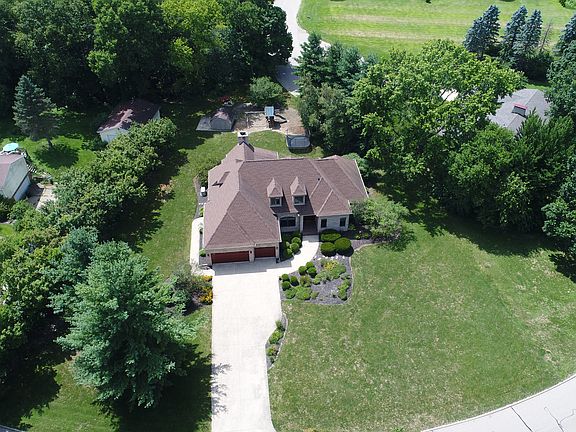 3rd image of 1134 Sherwood Gln