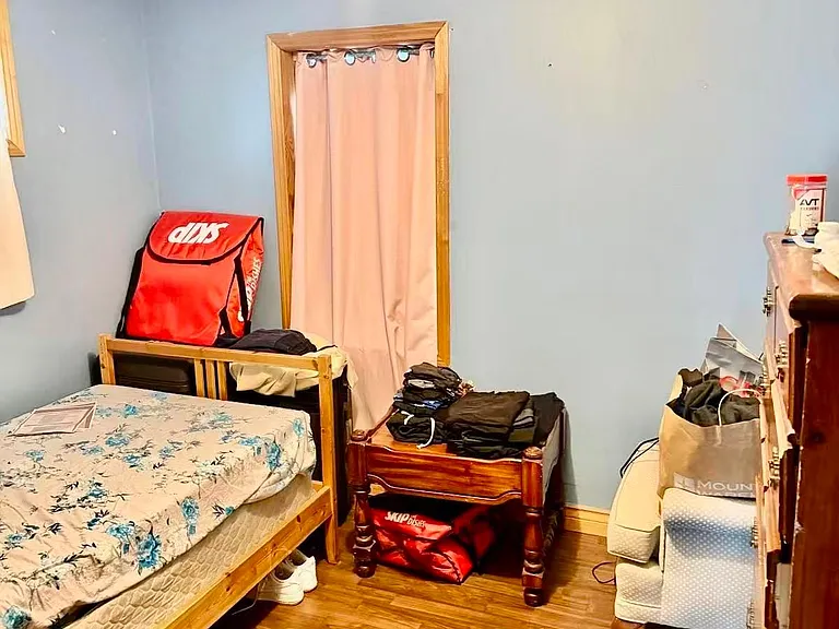 182 Josephine Ave — Photo 6