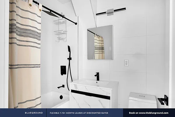 Rented by The Blueground | media 42