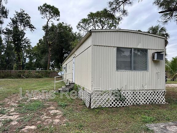 2nd image of 7886 Breeze Dr