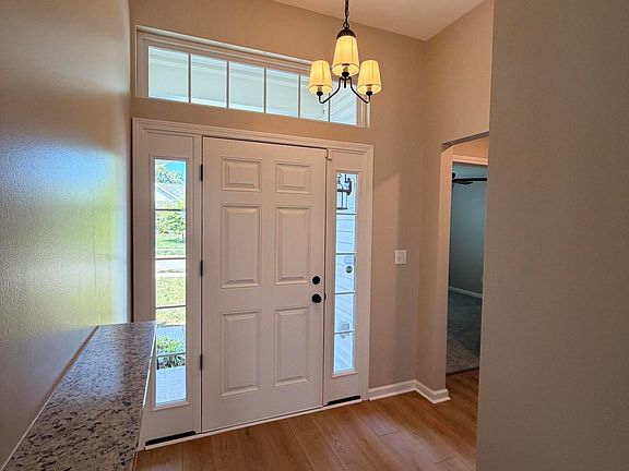 3rd image of 2108 Meadows Edge Ln