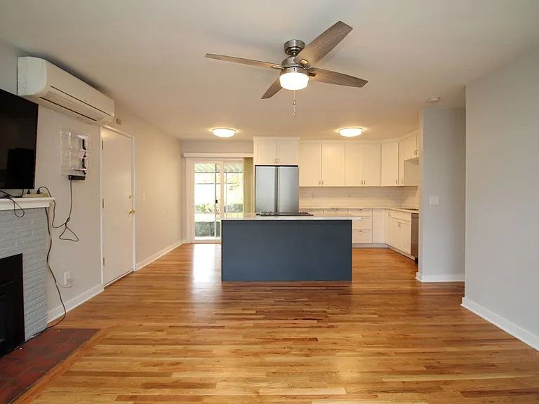 9655 N Edison St — Photo 5