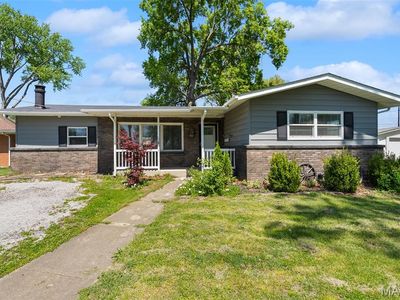 417 E Madison St, Millstadt, IL, 62260