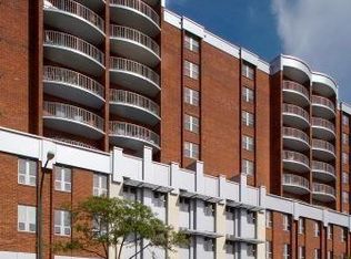 411 S Old Woodward Ave #805, Birmingham, MI 48009