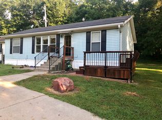 1437 S 86th St, Kansas City, KS 66111