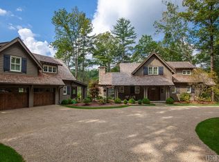 409 E Valley Dr, Cashiers, NC 28774