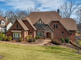 8301 Skye Lochs Dr, Waxhaw, NC 28173