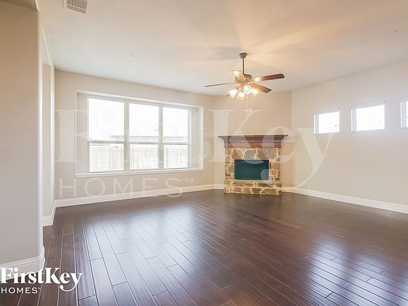 2nd image of 1301 Lucetta Ct