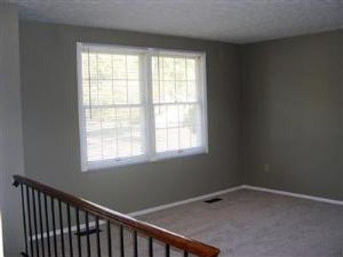 3rd image of 5702 Longfield Dr