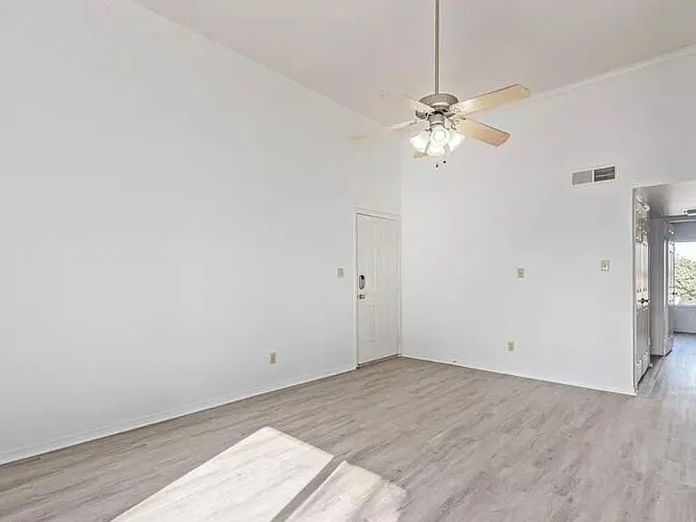 3500 N Hayden Rd #1604 — Photo 4