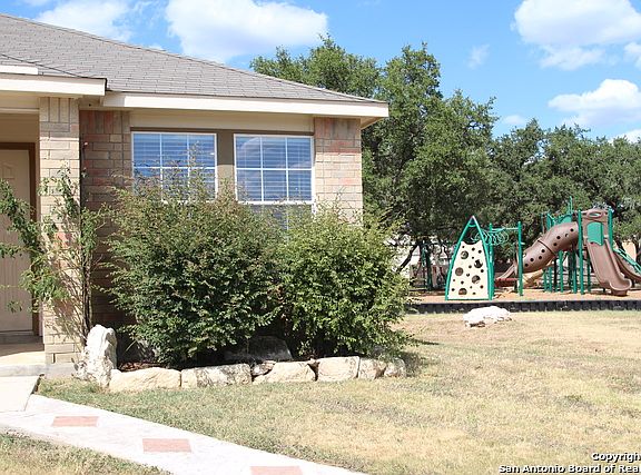 2nd image of 3835 Ponderosa Bnd