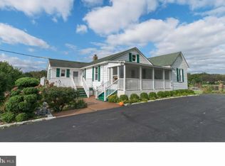 312 N Canal St, Leesport, PA 19533