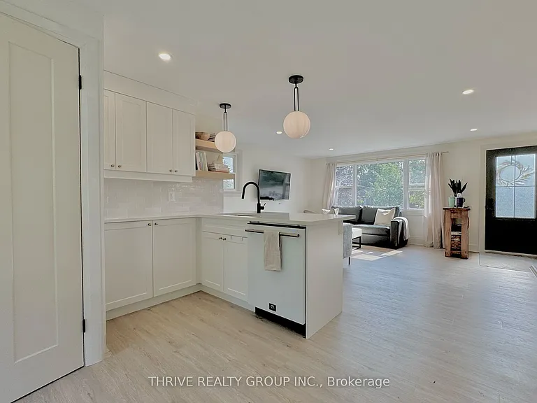 205 Trowbridge Ave #UPPER — Photo 6