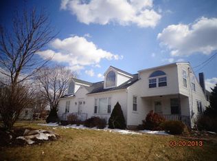 47 E County Rd, Sugarloaf, PA 18249