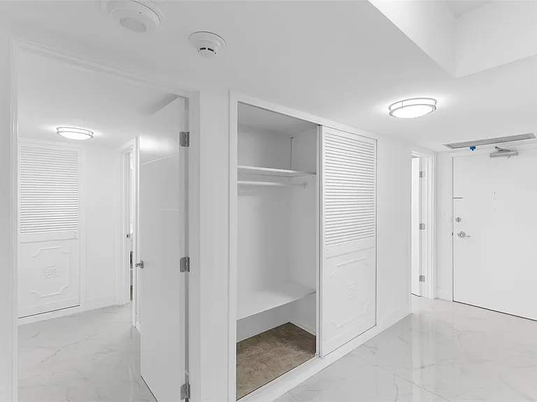 3750 Galt Ocean Dr #209 — Photo 16