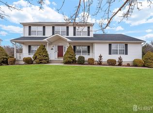 34 Cornelius Way, Somerset, NJ 08873