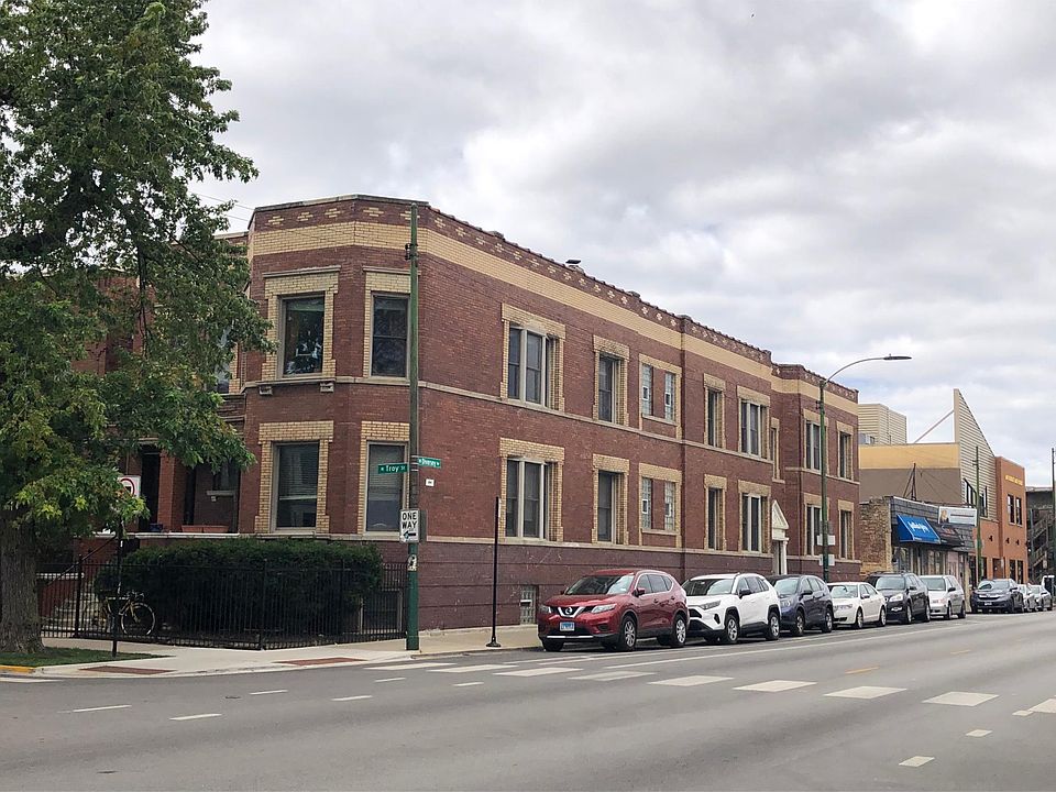 1st image of 3143 W Diversey Ave