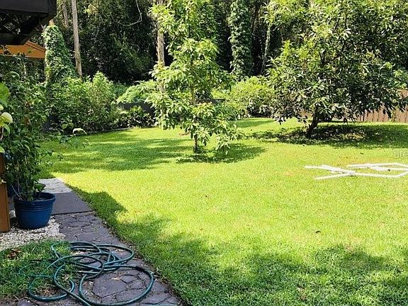 2nd image of 16054 Dawnview Dr