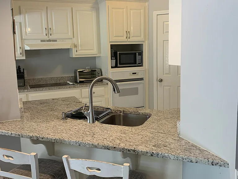 3557 Lake Oak Ridge Dr — Photo 3
