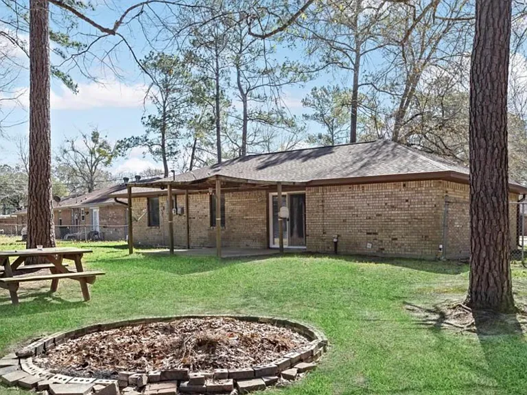 7811 Pecan Ln — Photo 15