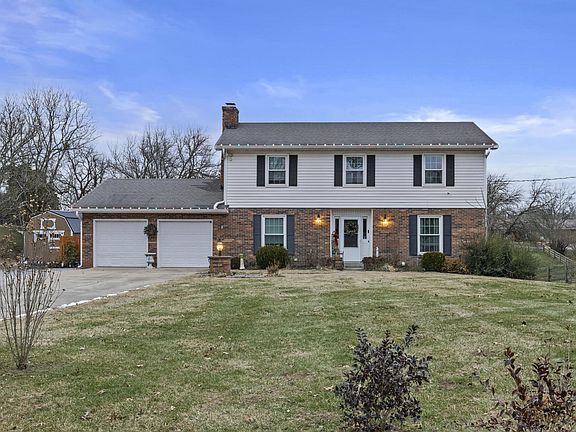 3rd image of 200 Walnut Hill Dr