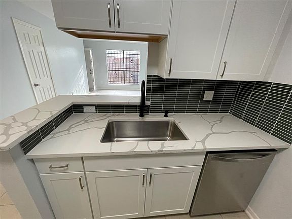 2nd image of 8801 Hammerly Blvd APT 1911