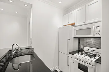 Rented by Cooper & Cooper Real Estate