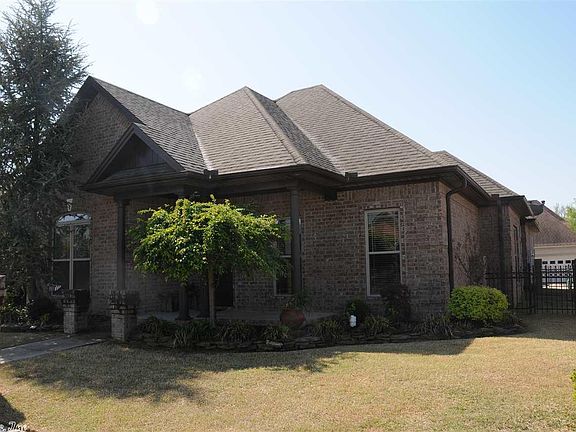 2nd image of 2305 Lorraine Cir