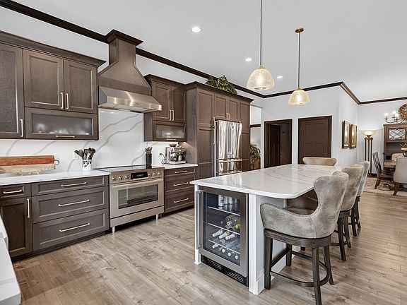 5th image of 613 S Perry Avenue