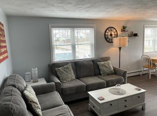 950 Admiral St APT 4, Providence, RI 02904