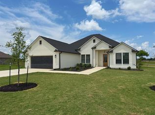 10455 Whiskey River Rd, Bryan, TX 77808