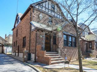 2705 168th St, Flushing, NY