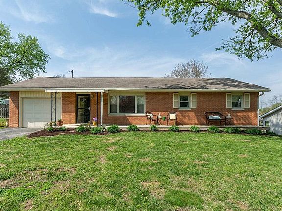 2nd image of 2765 E Bernice Dr