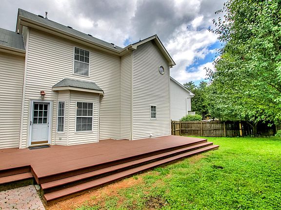 3rd image of 604 Independence Dr E