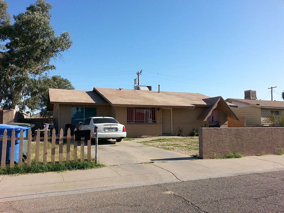 2nd image of 2043 W Pecan Rd