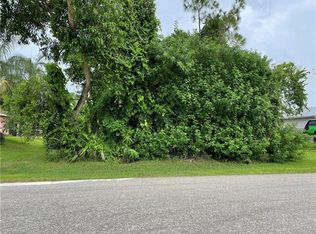 8313 Wren Rd, Fort Myers, FL 33967