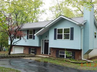 4103 White Birch Dr, East Stroudsburg, PA 18302