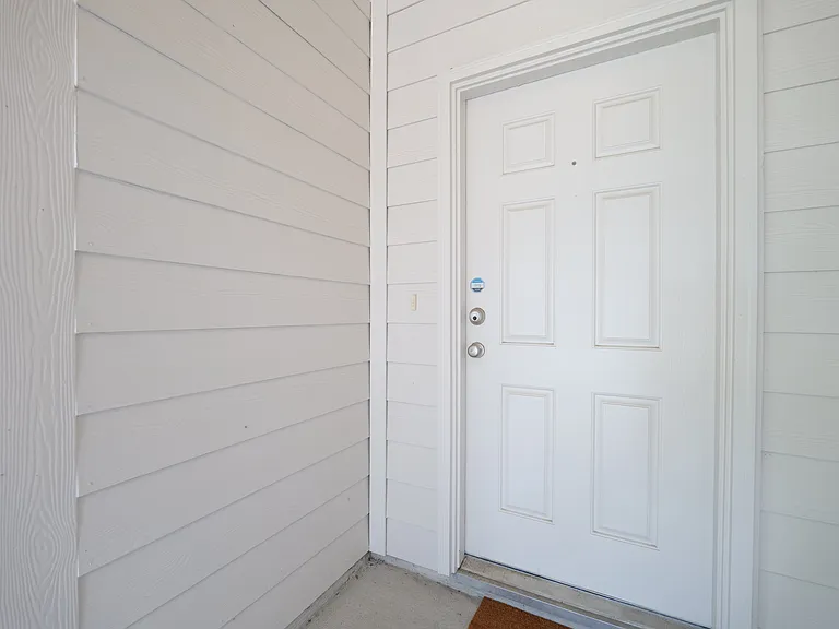 1203 Lavender Shade Ct — Photo 2