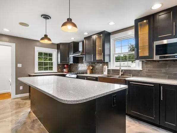 246 Mystic St, Arlington, MA 02474