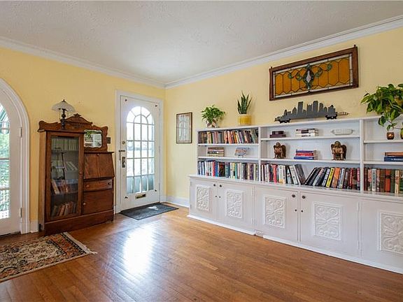 5th image of 1100 N Highland Ave