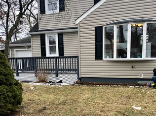 174 Sotzen Ave, Holbrook, NY 11741