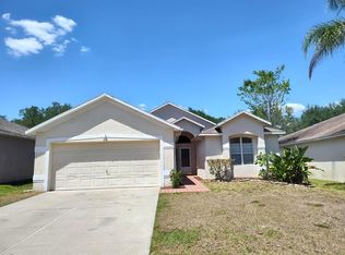 210 Chardonnay Pl, Valrico, FL 33594