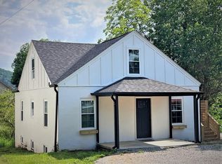 205 E Zachery St, Livingston, TN 38570