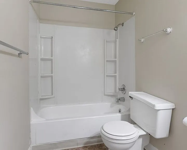 Balsam Avenue Apartments - The Villages — Photo 48