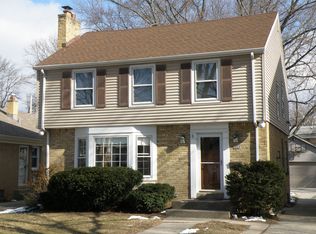 2434 N 84th St, Wauwatosa, WI 53226