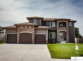 16379 Grebe St, Bennington, NE 68007