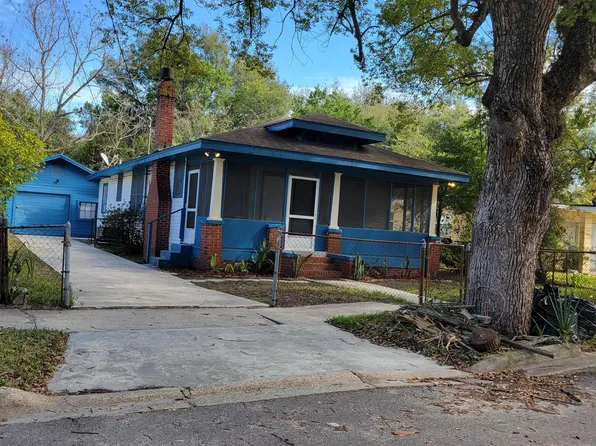 1735 Brackland St, Jacksonville, FL 32206