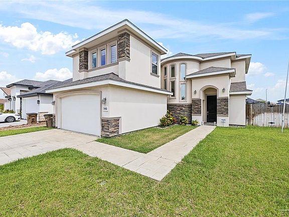 2nd image of 1904 E Ridgeway Cir