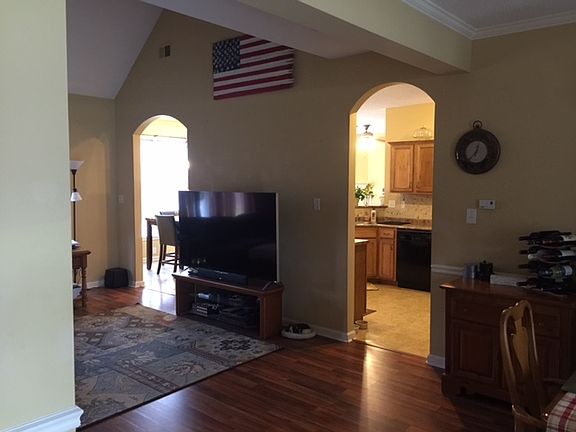 2nd image of 6548 Emmitt St