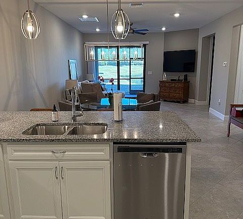 3rd image of 17615 Camden Dr